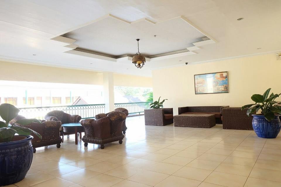Dottie'S Place Hotel & Restaurant Butuan City Kültér fotó
