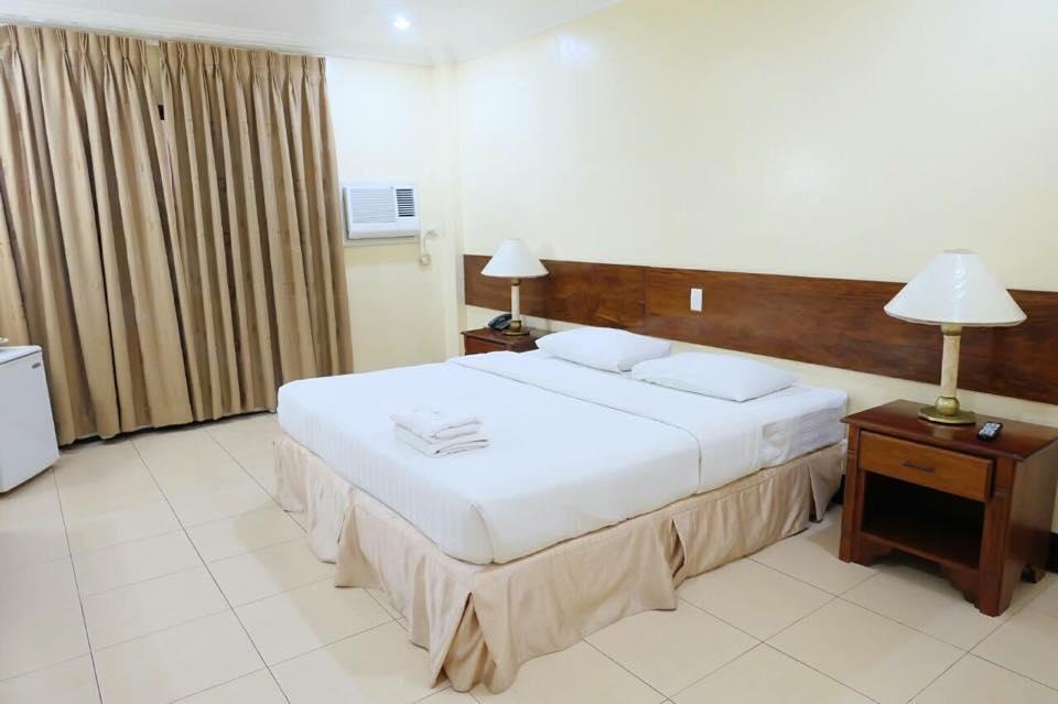Dottie'S Place Hotel & Restaurant Butuan City Kültér fotó