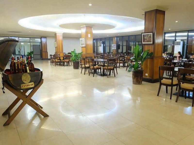 Dottie'S Place Hotel & Restaurant Butuan City Kültér fotó